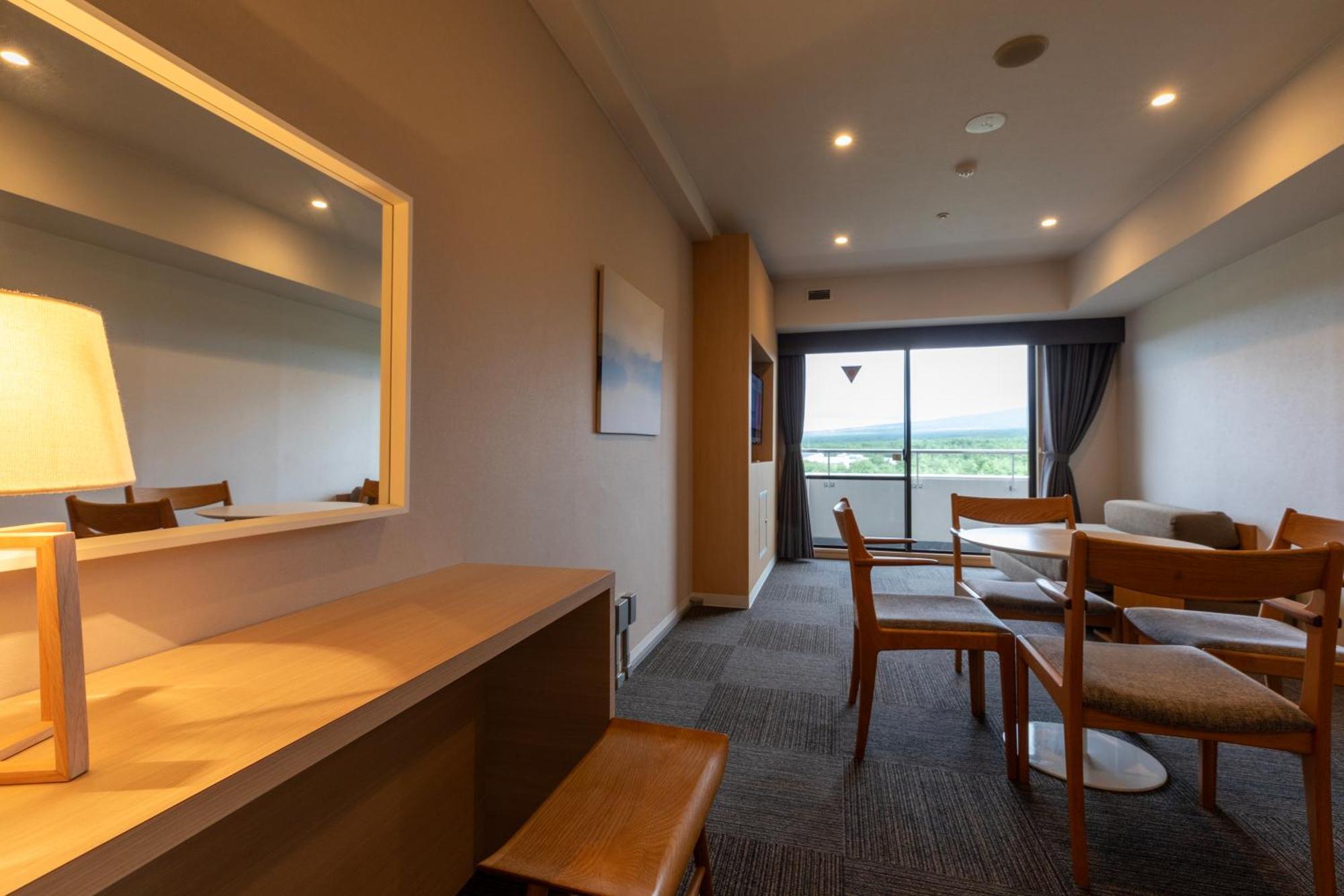 Hotel Regina Kawaguchiko Фуджикавагучико Екстериор снимка