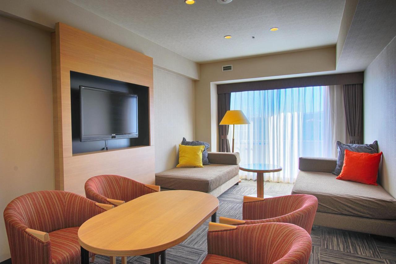 Hotel Regina Kawaguchiko Фуджикавагучико Екстериор снимка